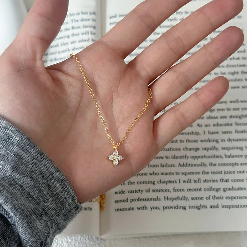 Lucky Leaf Pendant Necklace